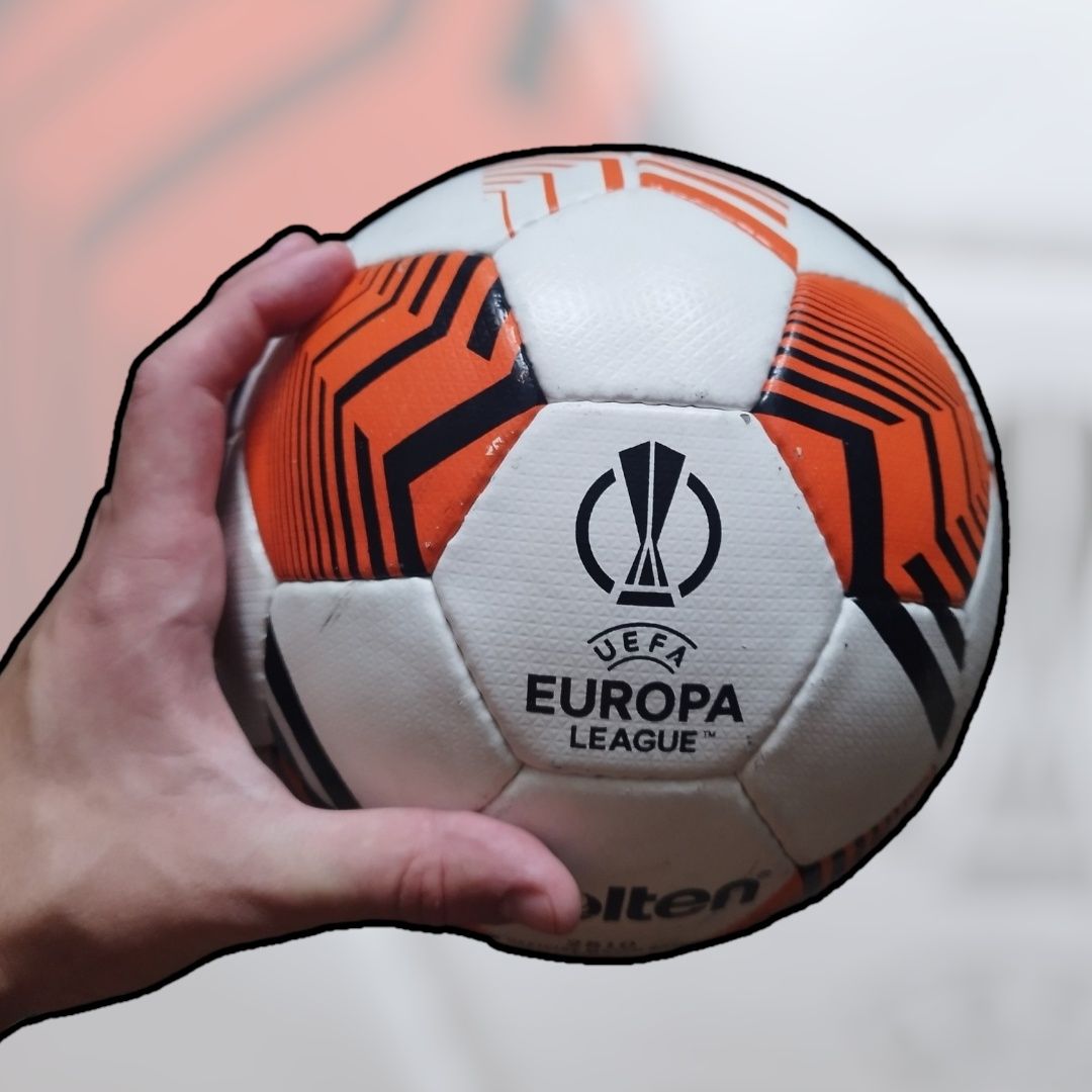 М'яч футбольний Molten UEFA Europa League