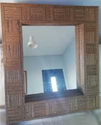 Espelho com moldura Balinesa