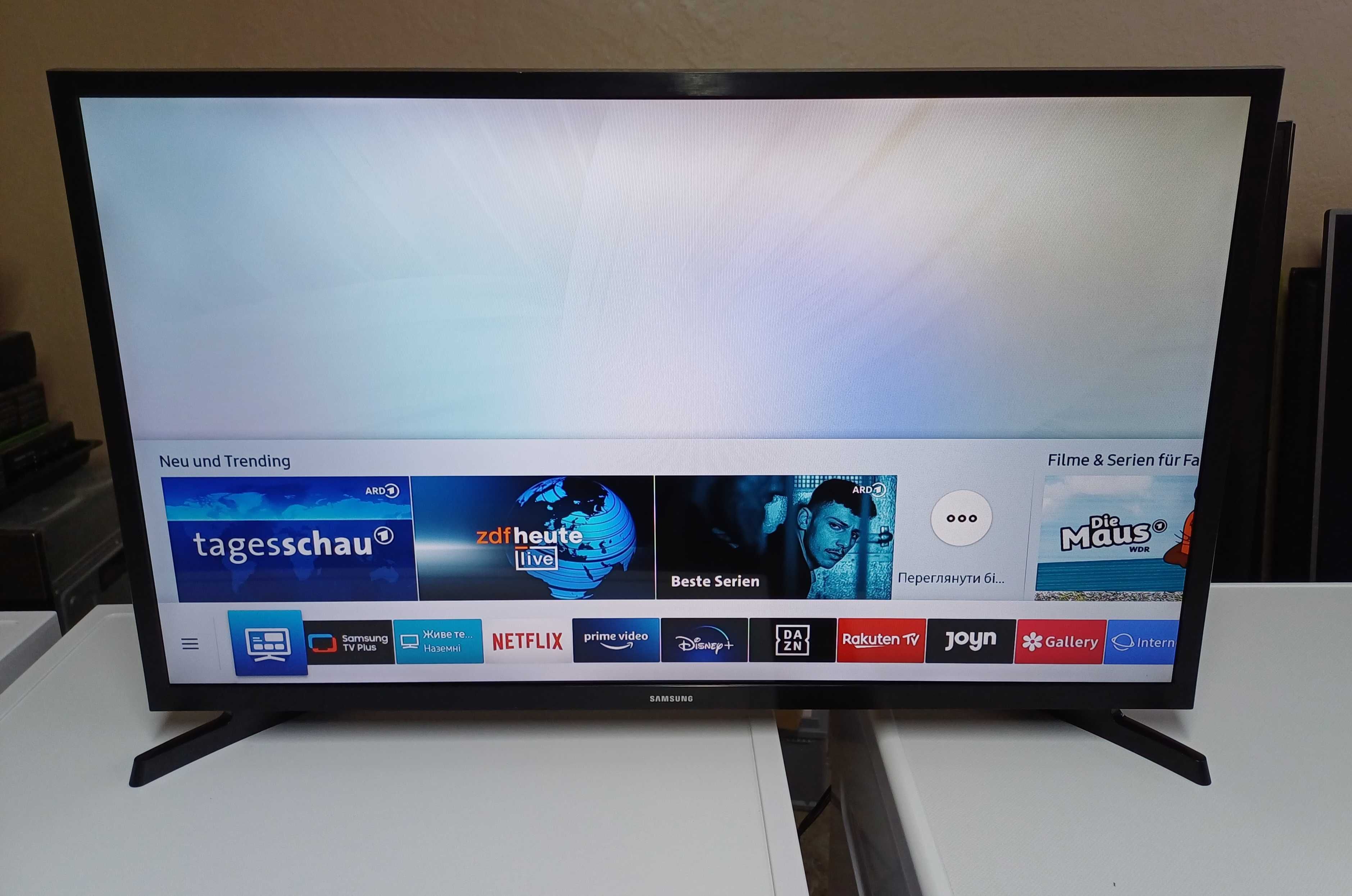 Телевізор 32 дюйми Samsung UE32T5375 Tizen Smart TV AirPlay Android