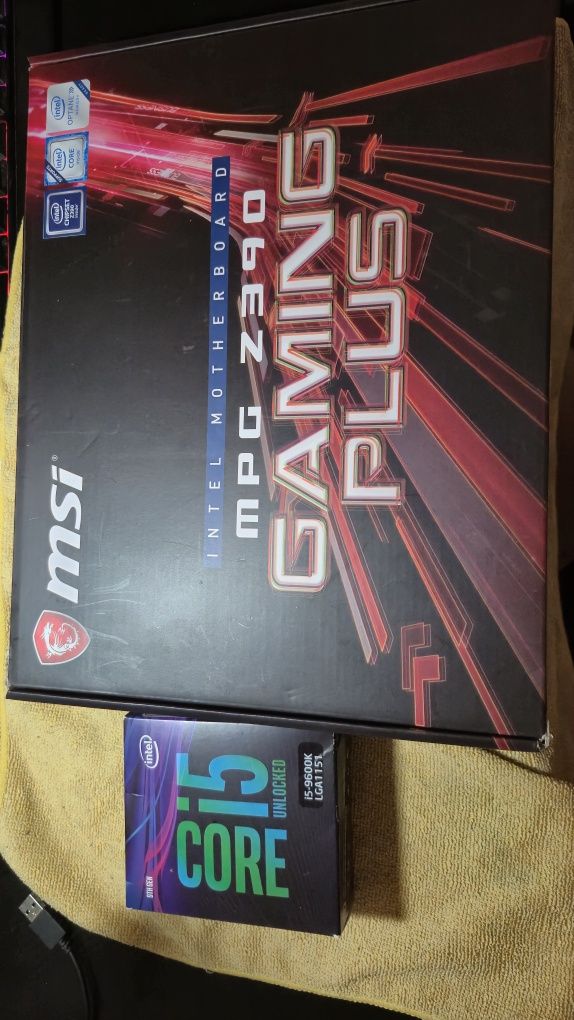 Intel core i5 9600k płyta główna MSI z390 chłodzenie