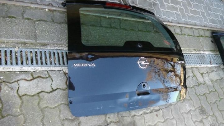 Mala opel meriva com danos