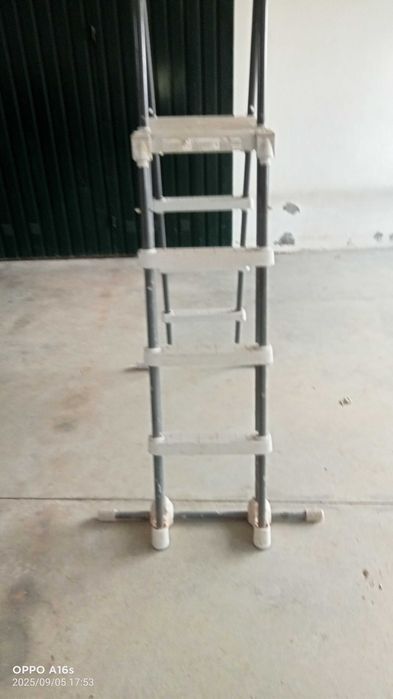Escada para piscina