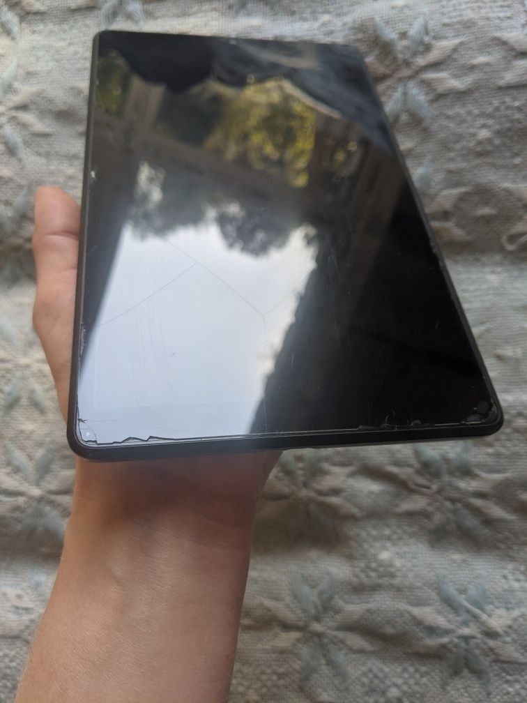 Планшет Lenovo TB-8505F 2/16 gb