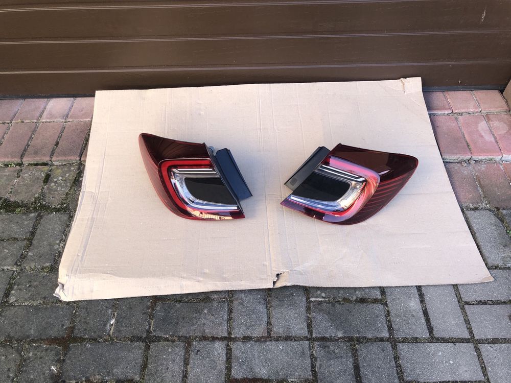Captur II Lampa tył