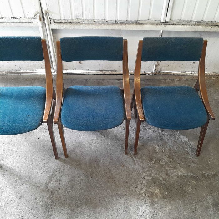 Krzesła PRL model SKOCZEK