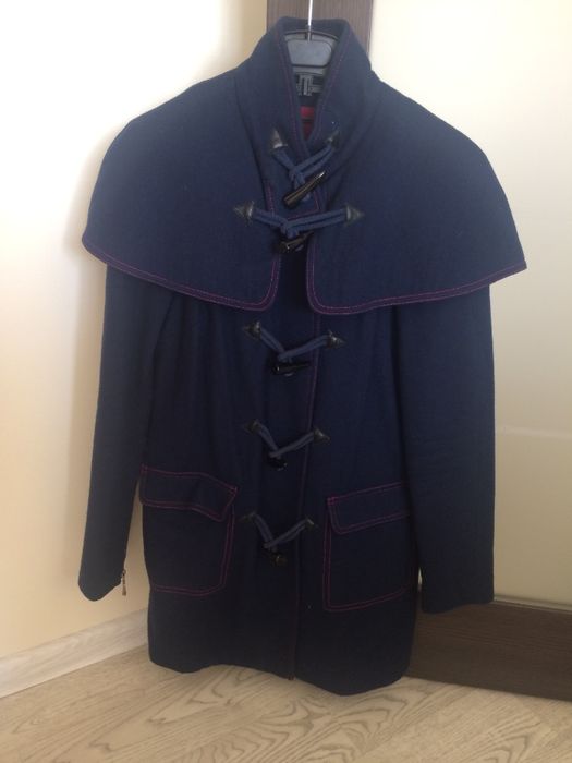 Продам пальто в интересном стиле