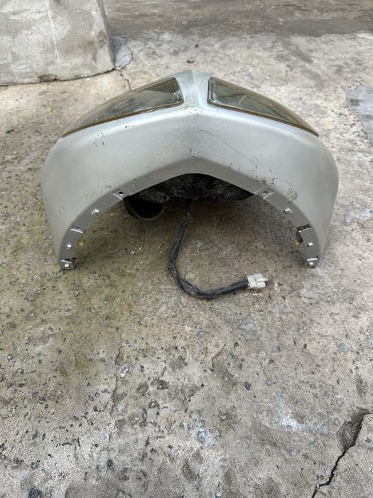 Продам фара пластик на скутер