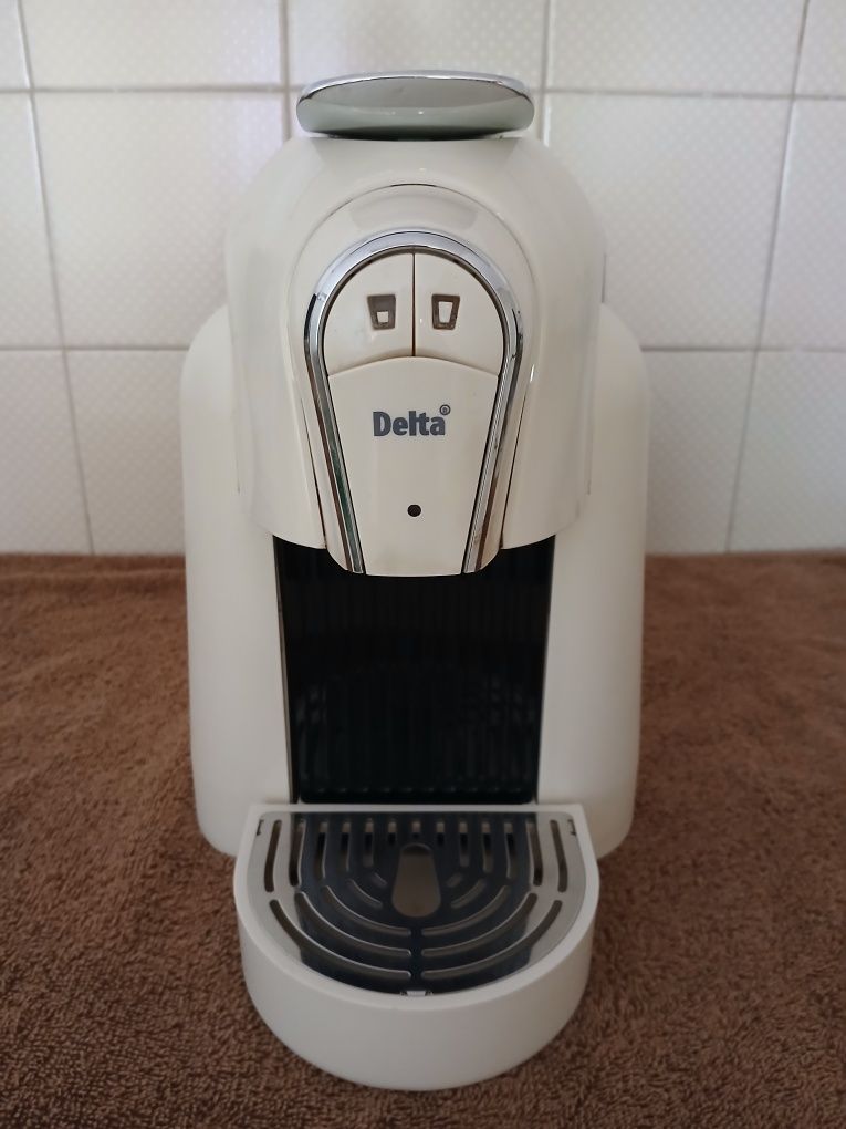 Máquina Café Delta Q