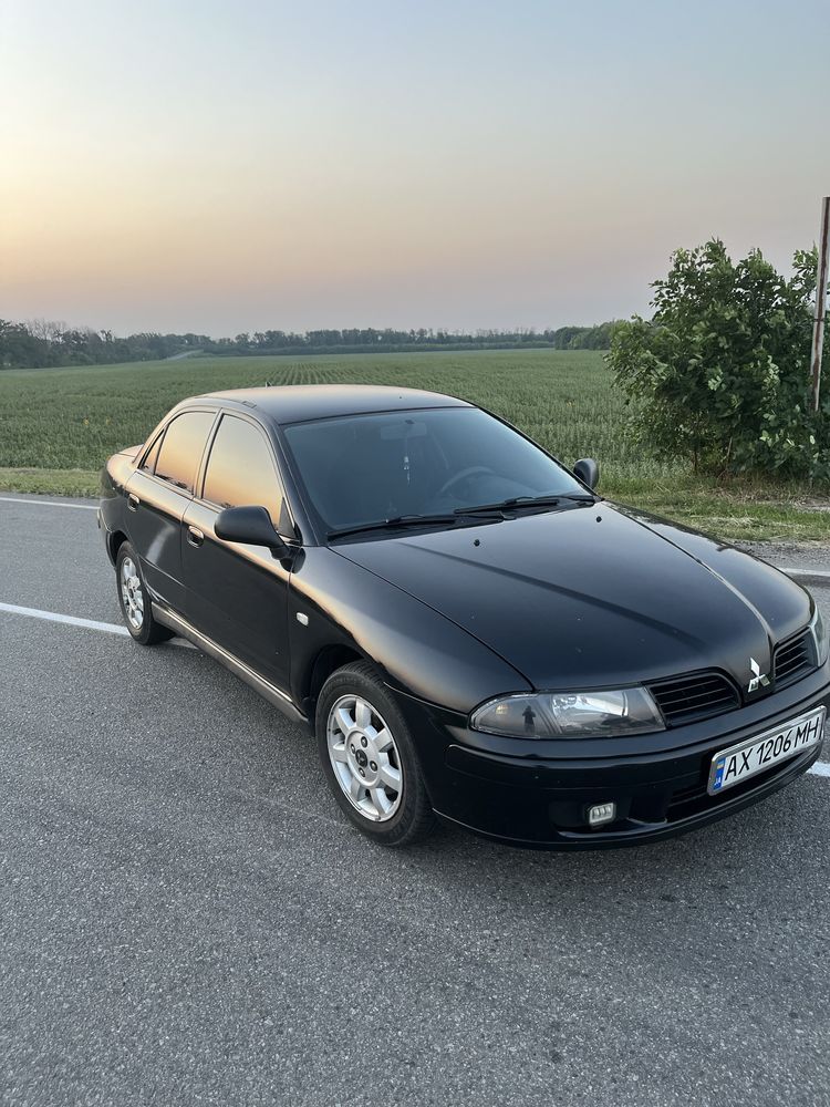 Mitsubishi carisma