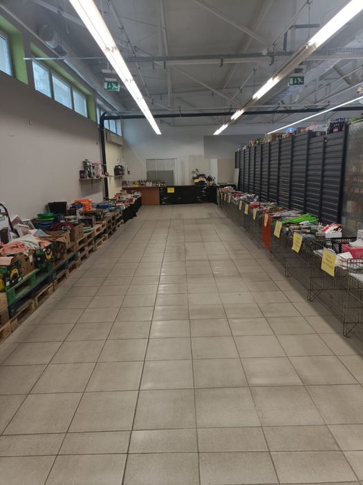 Lokal uslugowy 150m2 z parkingiem Jozefoslaw /Piaseczno