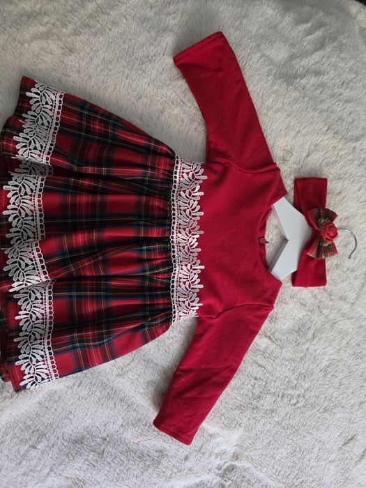 Sprzedam piekną sukieneczkę z opaską