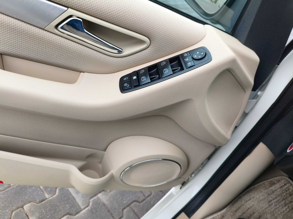 Продам Mercedes B-200 FULL!