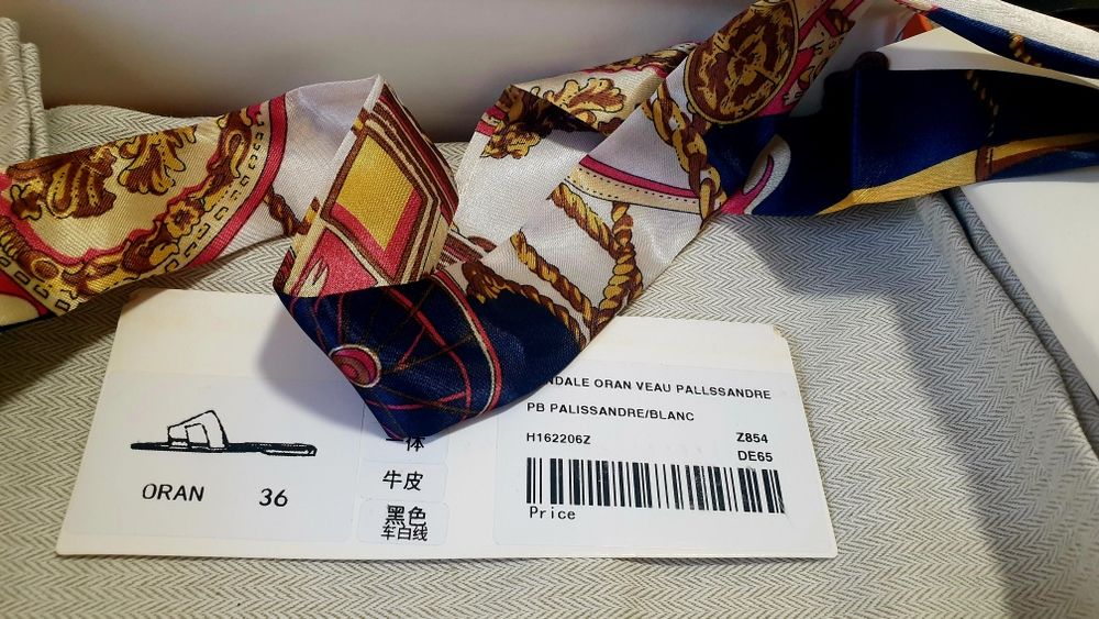 Шльопанці на 35 розмір чорні жіночі