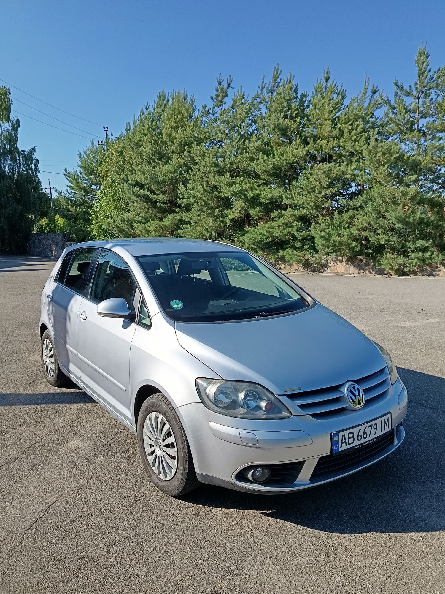 Продам GOLF PLUS 1.4MPI.