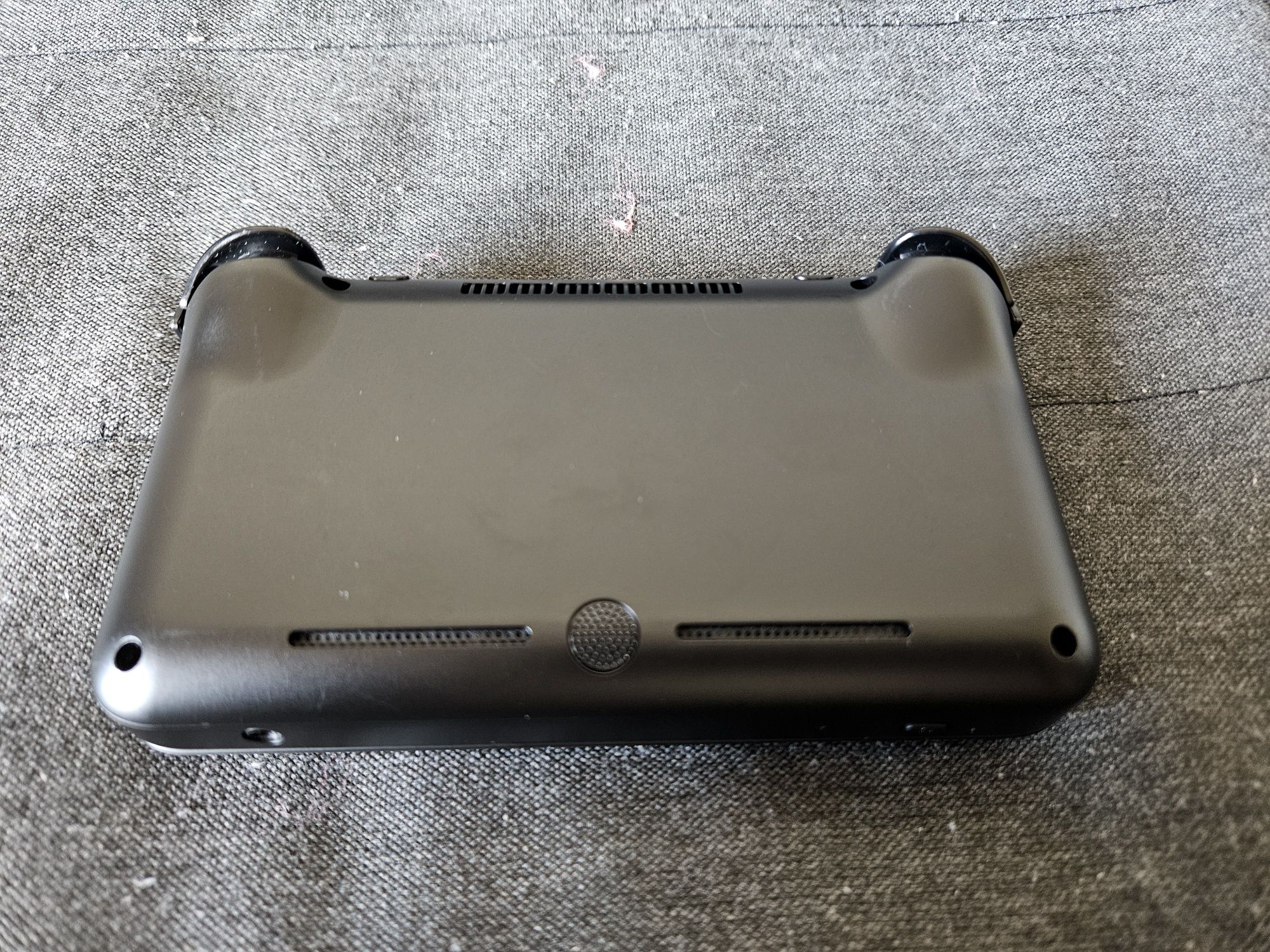 Retroid pocket flip 1