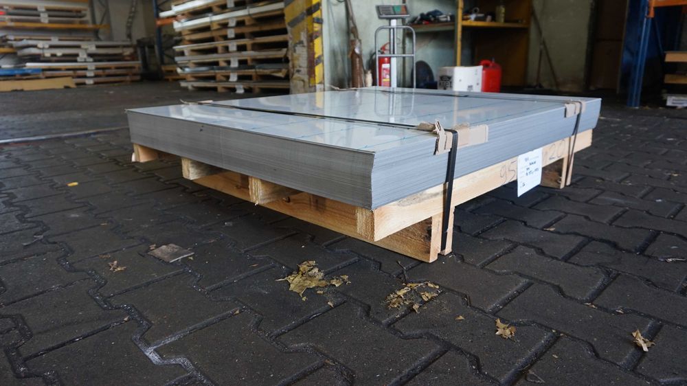 Blacha kwasoodporna, nierdzewna 1x955x1120 gat. 1.4301/304