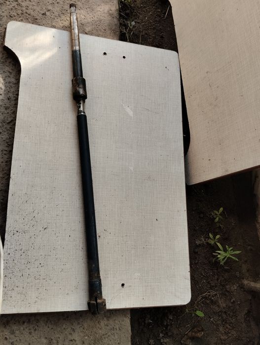 Продам рульовий вал на ВАЗ 2101-2106