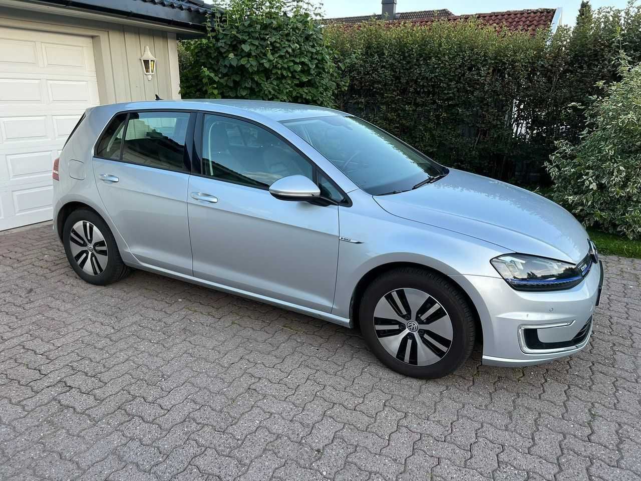 Volkswagen E-Golf | 2015 | 24kw | 170 km