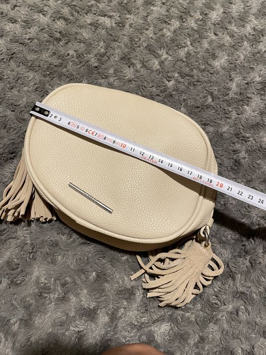 Mala tira colo pequena cor beije - Mango