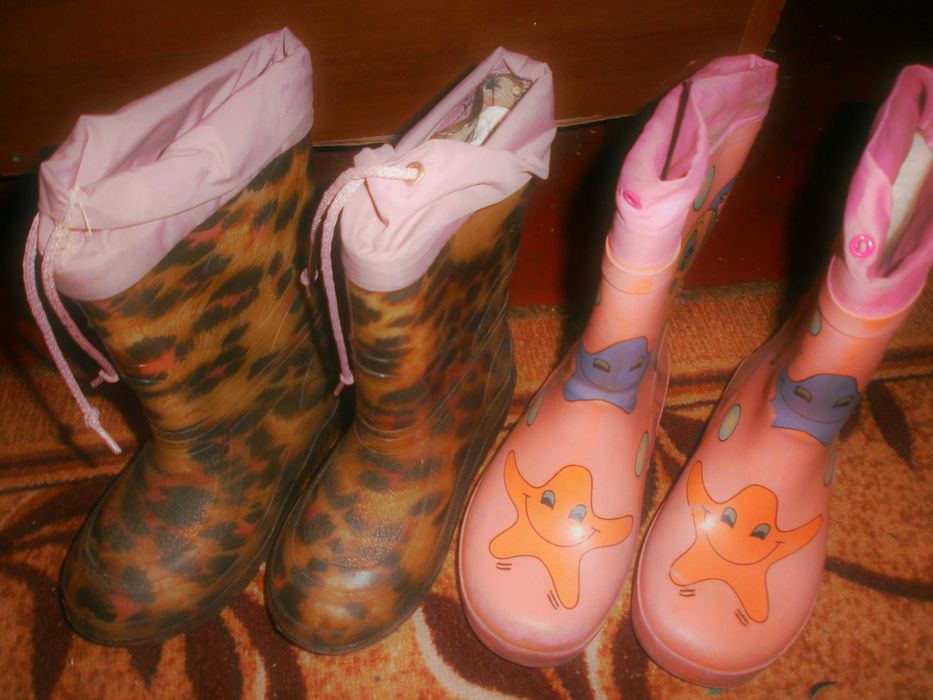 Резиновые зимние сапоги на девочку  28-30 р по 100гр