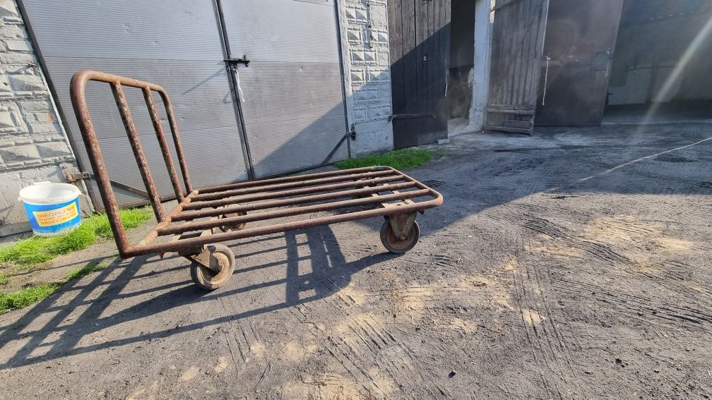 Wózek transportowy, magazynowy, towarowy  bardzo solidny