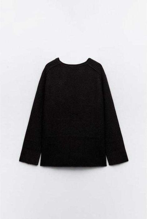 Чорний светр Zara S