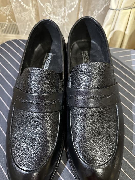 Взуття чоловіче (туфлі)