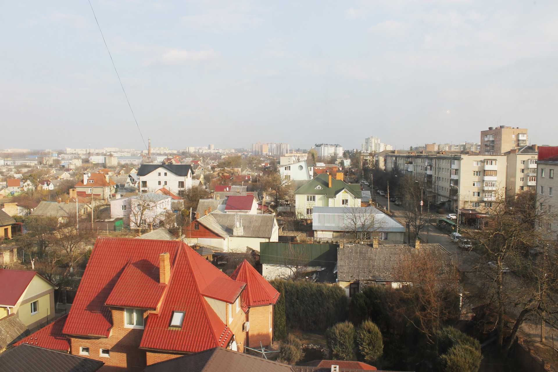 Подобово, погодинно 1-но кімн. студія в центрі