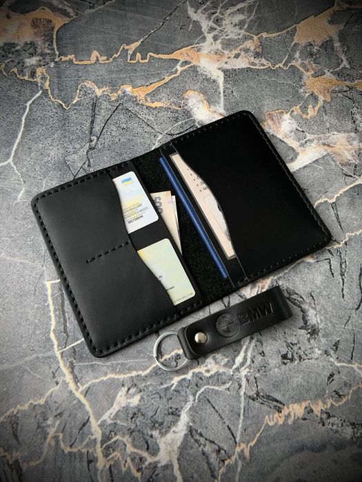 Обладинка на паспорт, докхолдер BMW,портмоне для документів.Брелок