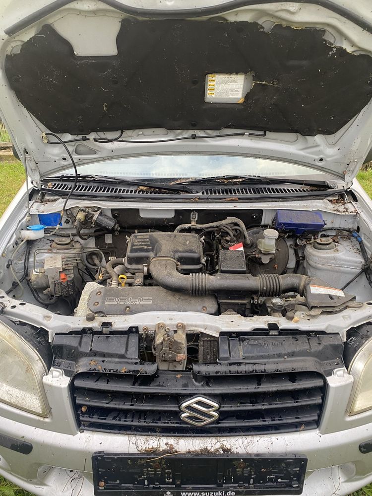 Suzuki Ignis 1.3 бензин / фари