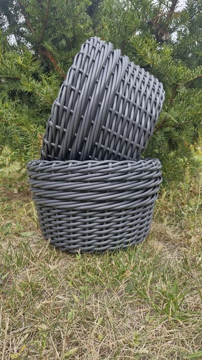 Плетені кашпо з ротангу