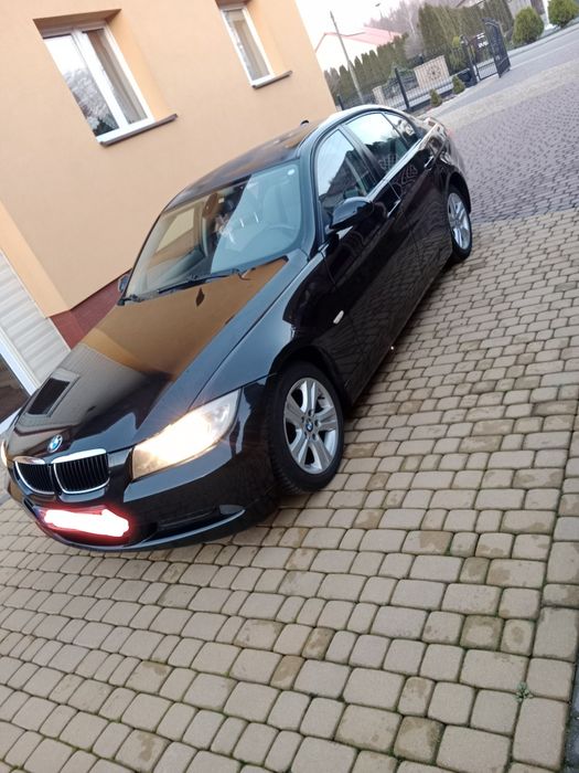 BMW e90 2.0 143 km 2008r.