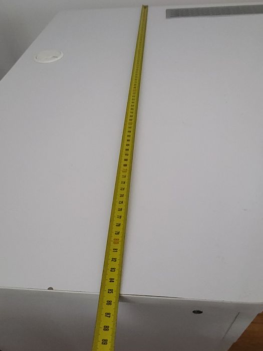 Biurko narożne robione na wymiar – solidne, z szufladam