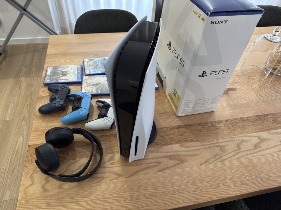 Playstation 5 standard com leitor de discos