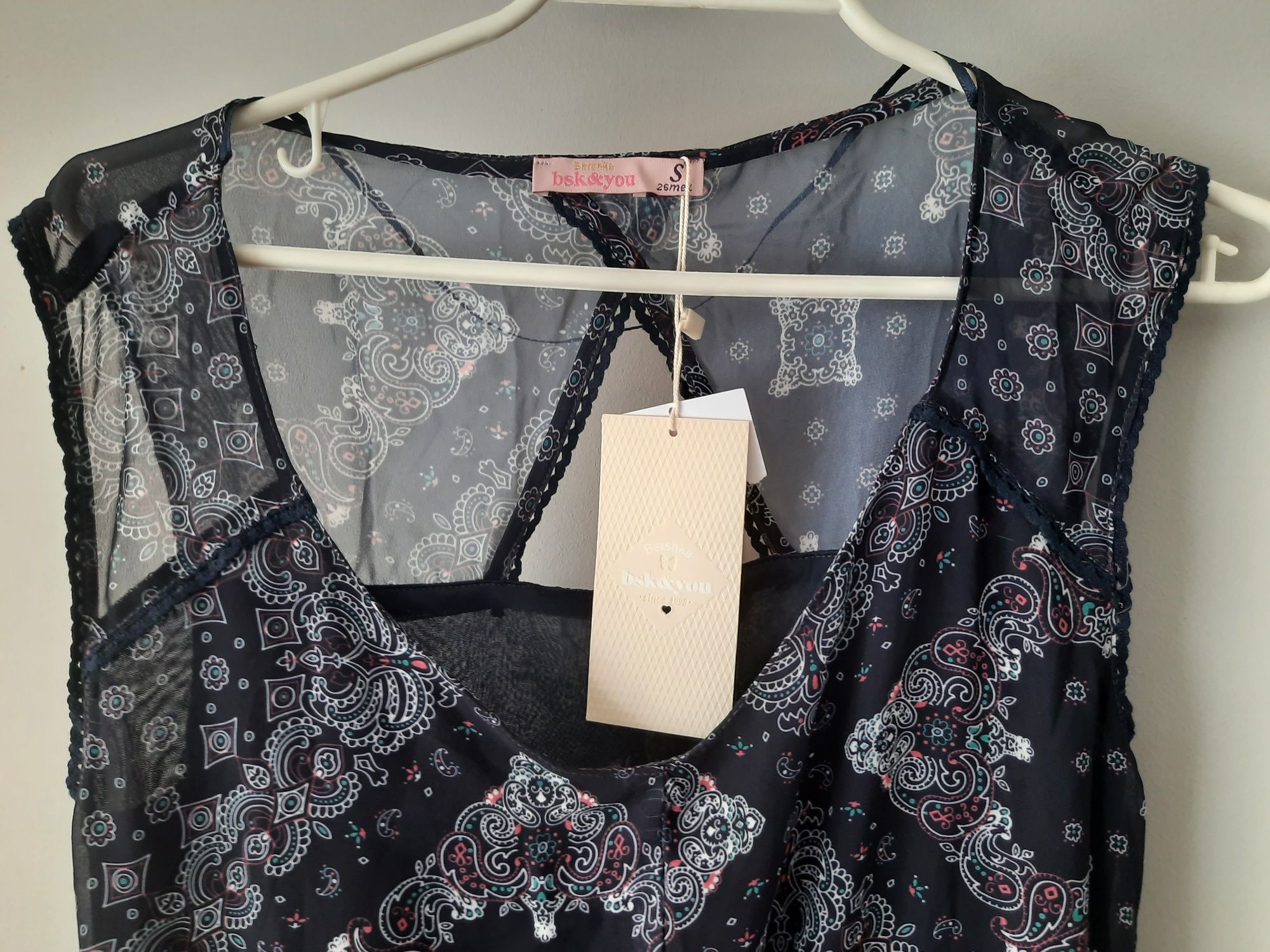 Tunika na ramiączka, krótka sukienka Bershka, rozmiar S