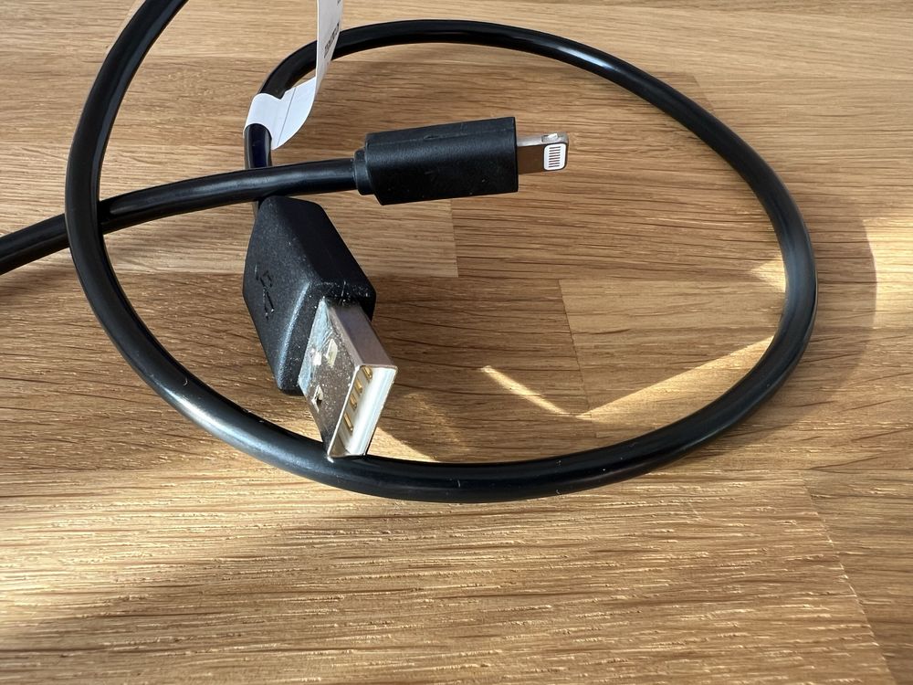 Оригінальний кабель Mercedes Benz media interface USB/Apple Lightning.