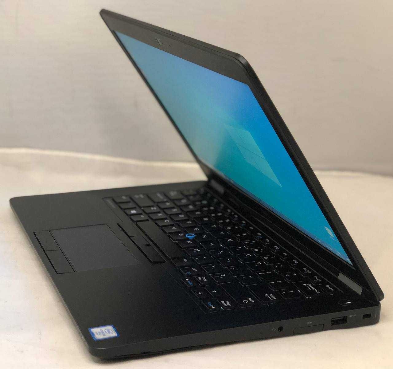 Ноутбук Dell Latitude 5470 14" HD / i5-6440HQ / 8GB DDR4 / 256GB SSD