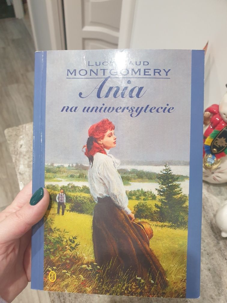 Seria książek Ania z Zielonego Wzgórza i Ania na uniwersytecie