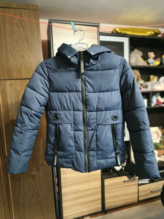 Куртка демісезонна