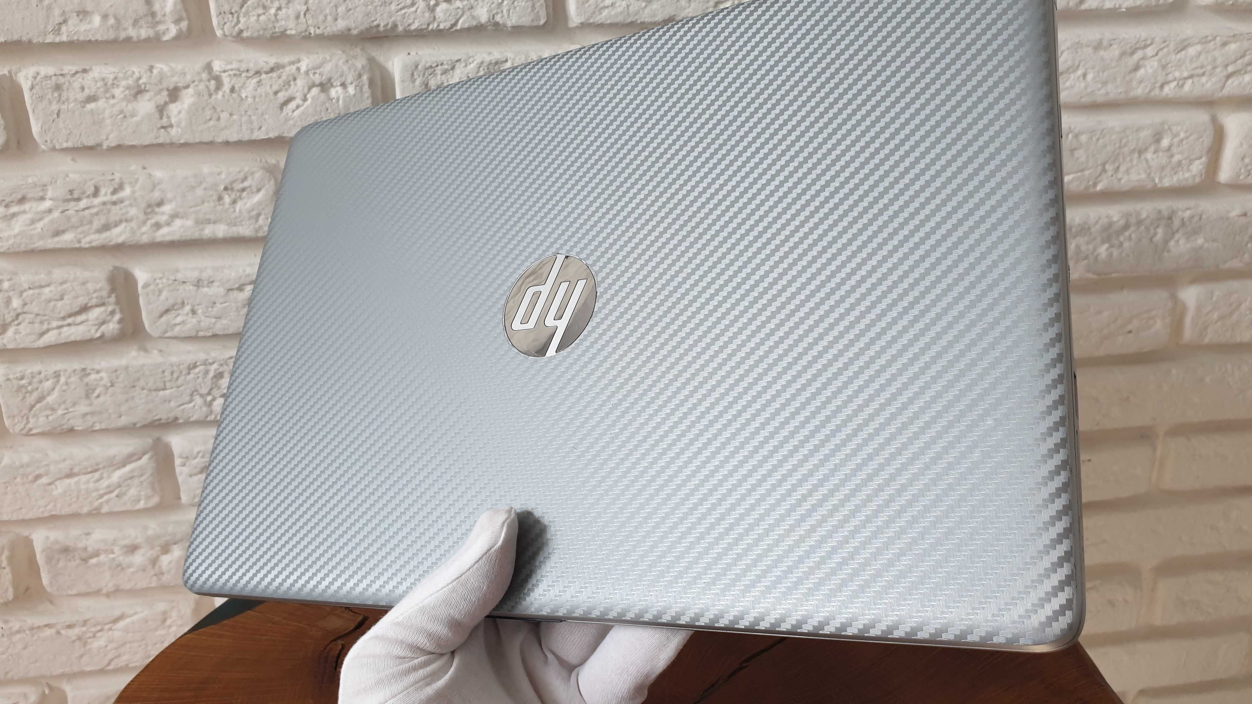 Ноутбук HP Pavilion i3-8130U /8/128