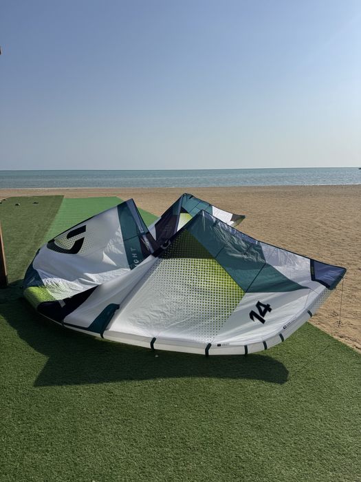 Latawiec Eleveight rs 14m v9 light wind