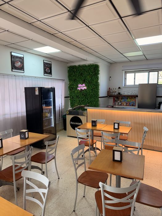 trespasse  de um cafe em samora coreeia