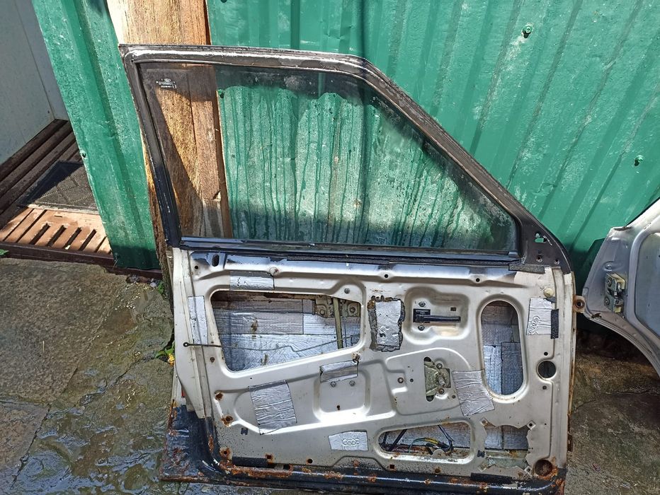 Дверь на запчасти ваз 2109