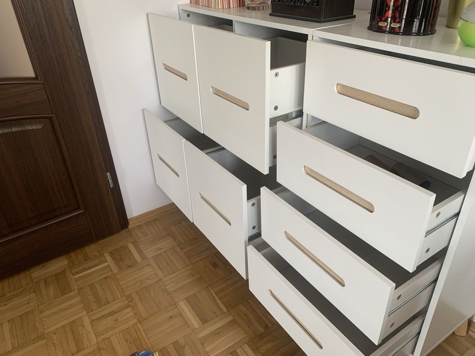 Komody z szufladami