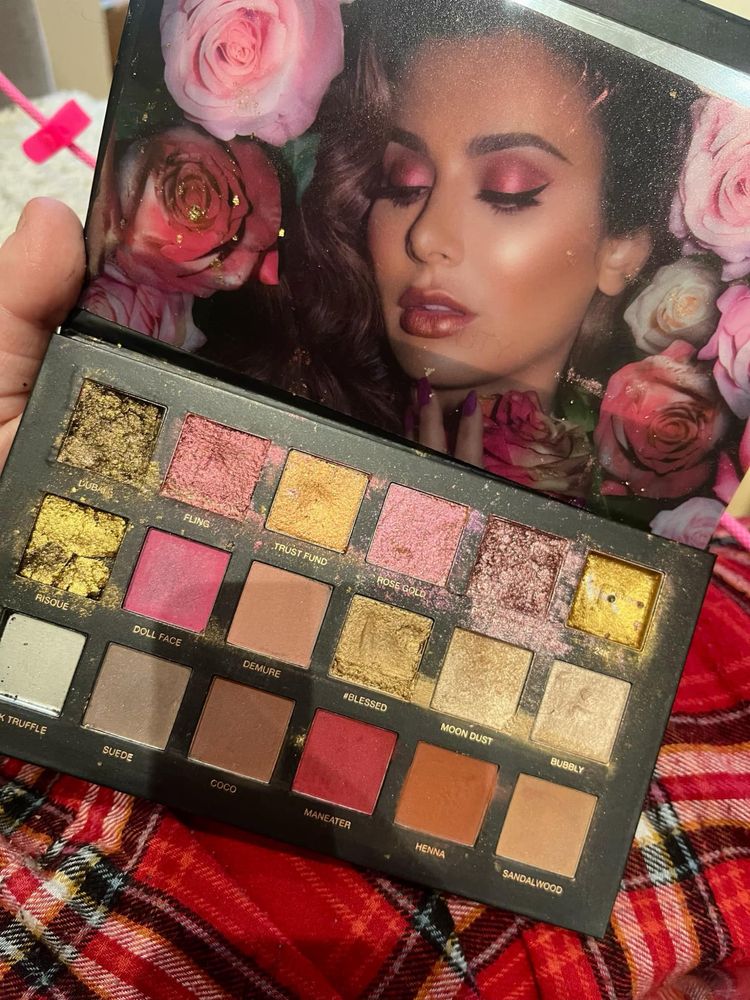 Paletka Huda Beauty Rose Gold  oryginalna