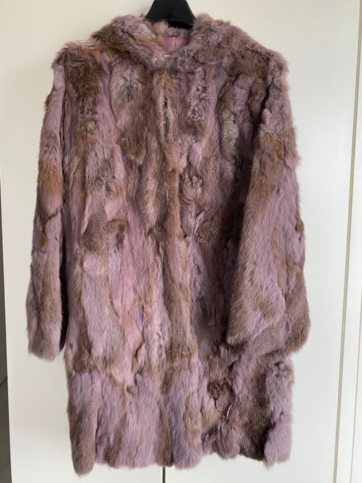 Casaco pelo rosa e castanho