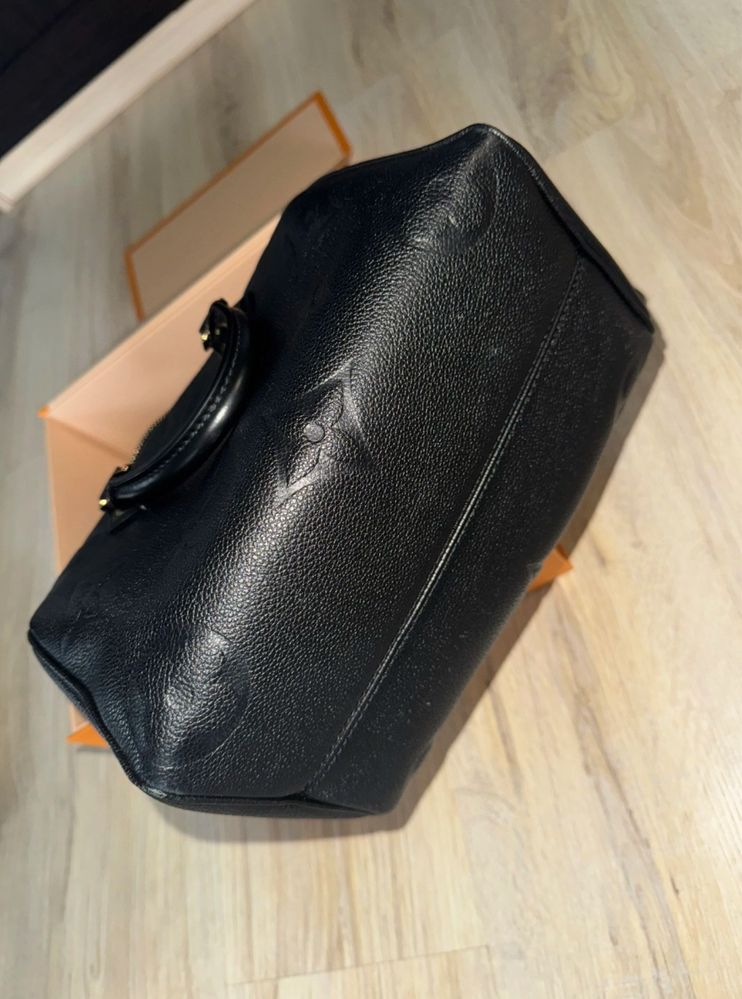 Louis vuitton speedy 25