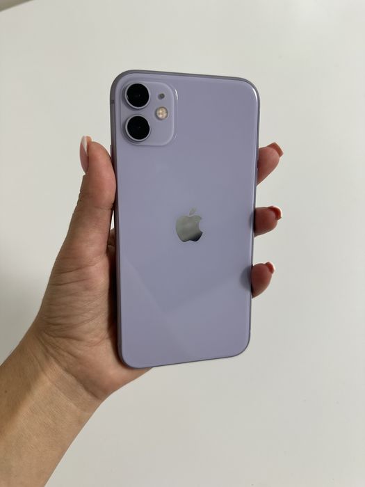 Айфон 11 продам.