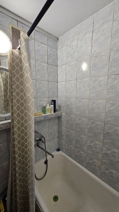 Кімната в квартирі