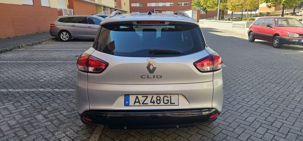 Renault Clio 1.5 dci impecável 18